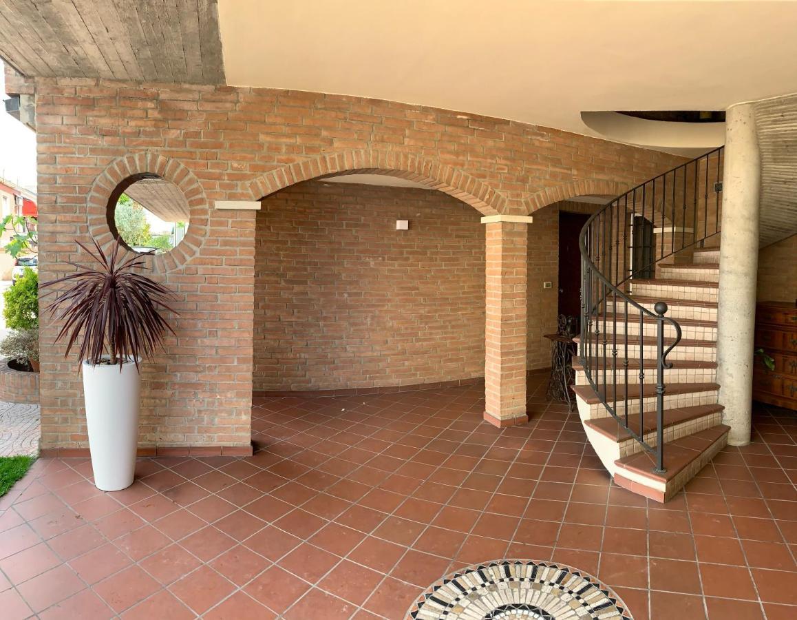 Villa Oasi Ferrara Eksteriør bilde