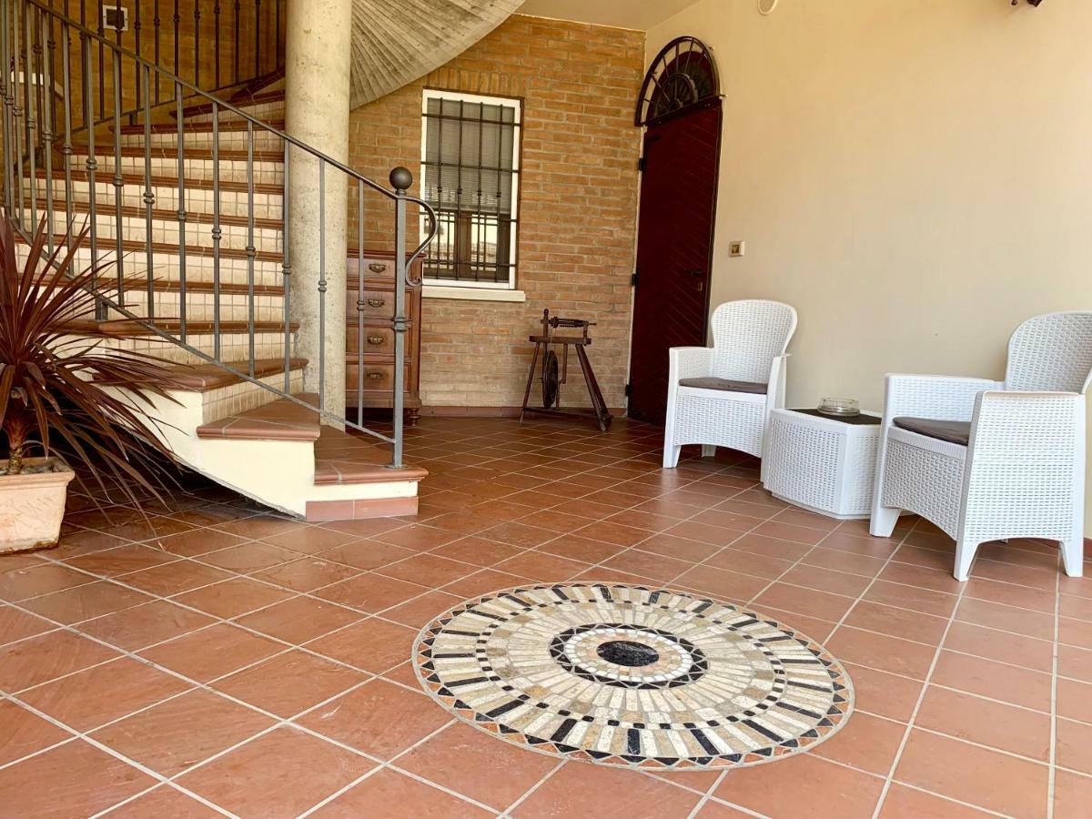 Villa Oasi Ferrara Eksteriør bilde